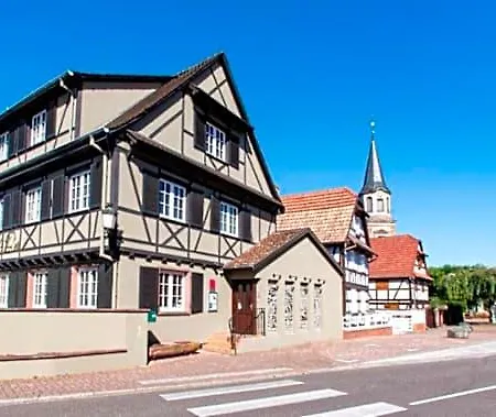فندق Aigle D'or - Strasbourg Nord 3*